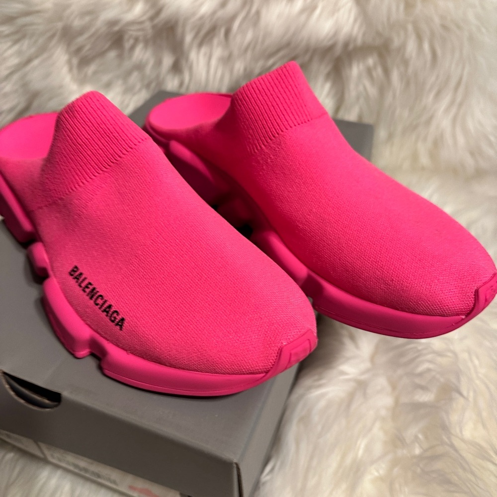 Balenciaga Fluo Pink Speed Mule
